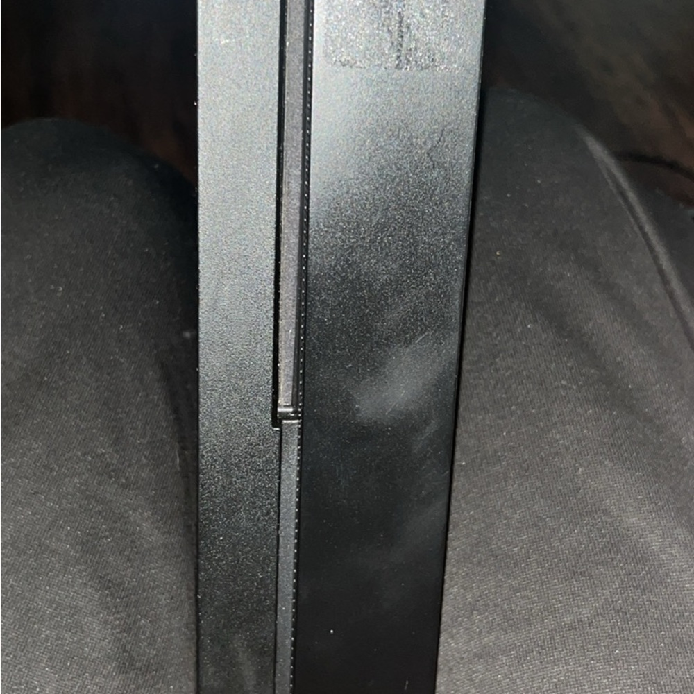 Xbox One Without Controller - Picture 1 of 5